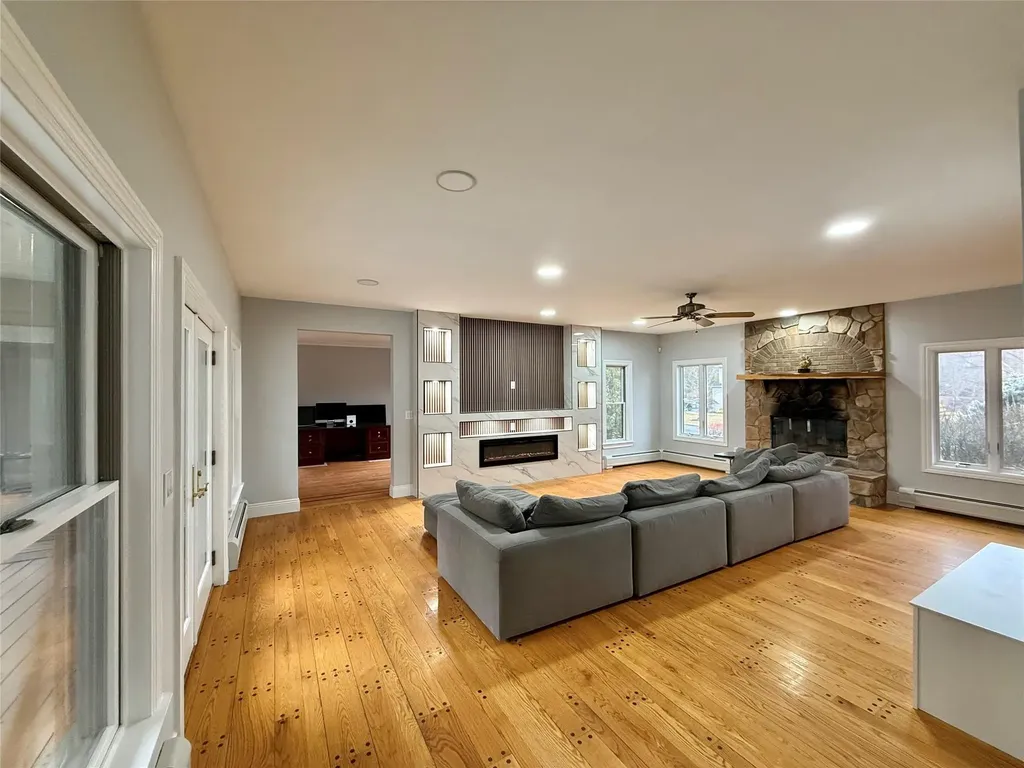 6 Sandyfields Lane Stony Point NY 10980