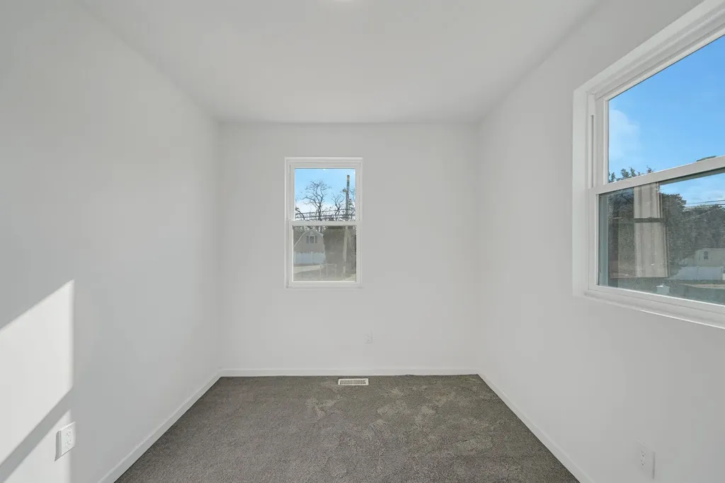 81 Frederick Avenue Bay Shore NY 11706