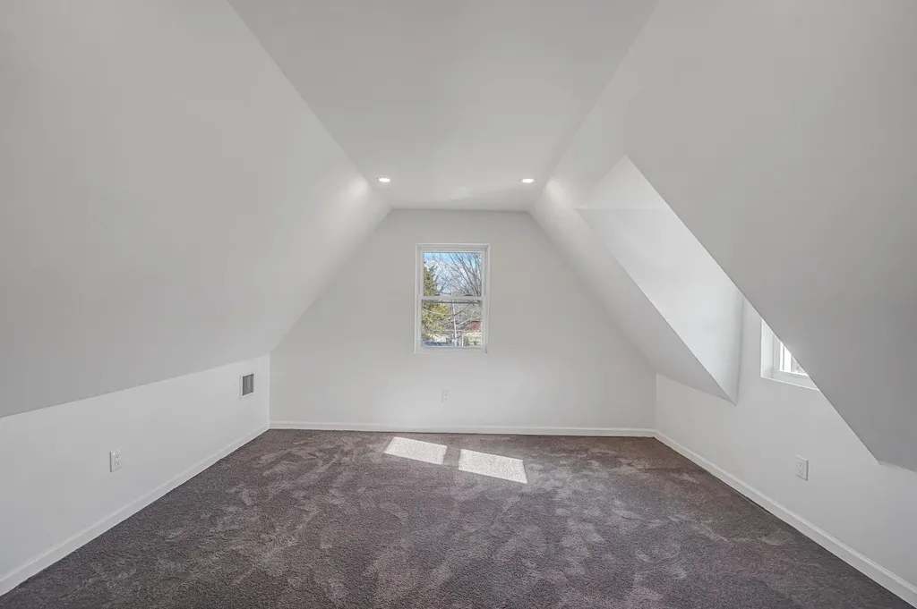 81 Frederick Avenue Bay Shore NY 11706