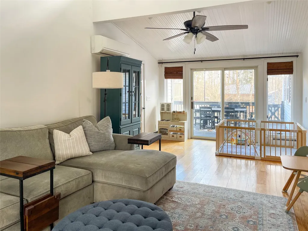 158 County Route 1 Warwick NY 10990