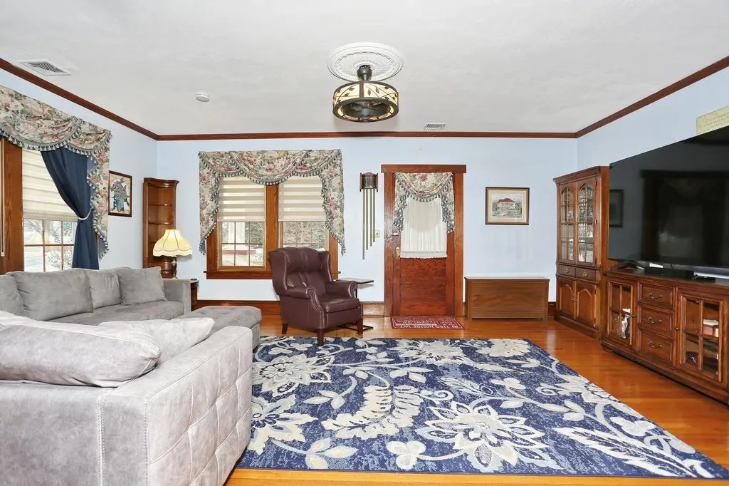 25 Grandview Avenue Suffern NY 10901