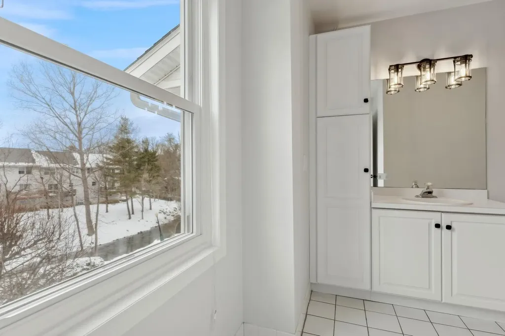 28 Austin Douglas Way Congers NY 10920