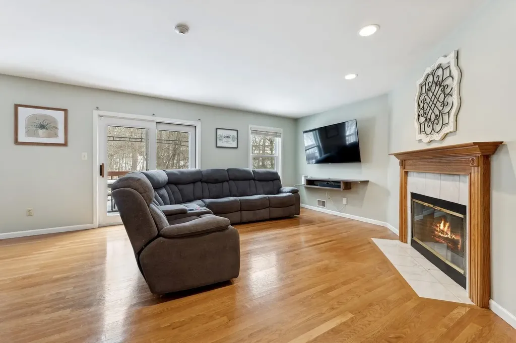 28 Austin Douglas Way Congers NY 10920
