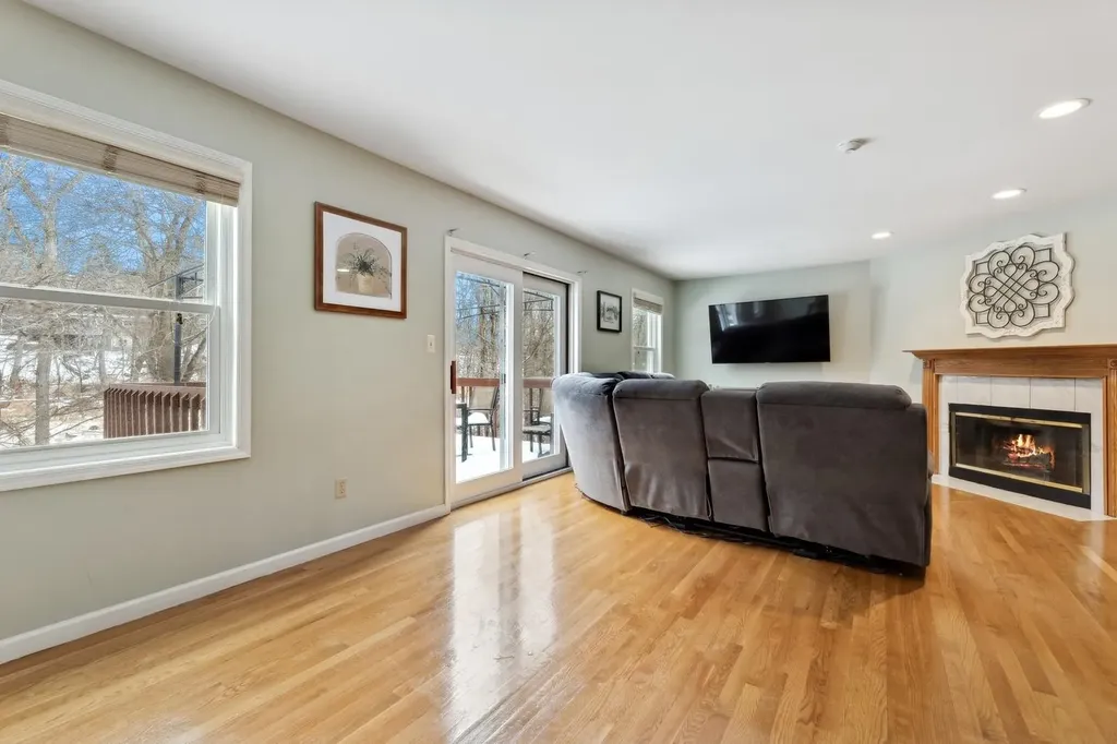 28 Austin Douglas Way Congers NY 10920