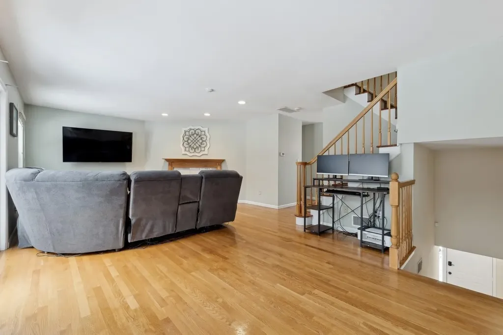 28 Austin Douglas Way Congers NY 10920