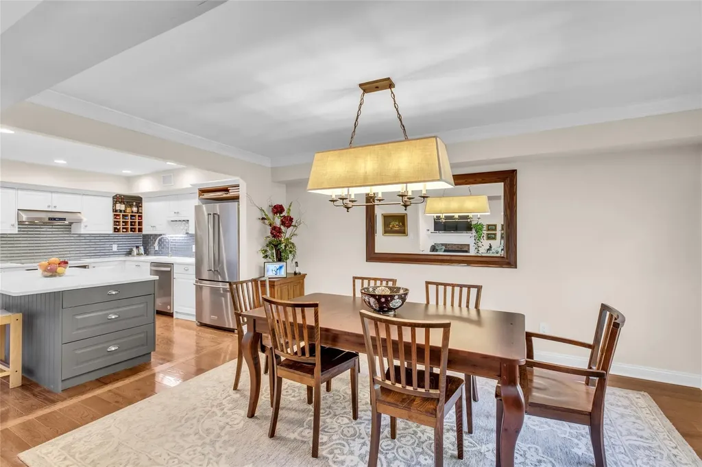 34 Cedar Lane N Glen Head NY 11545