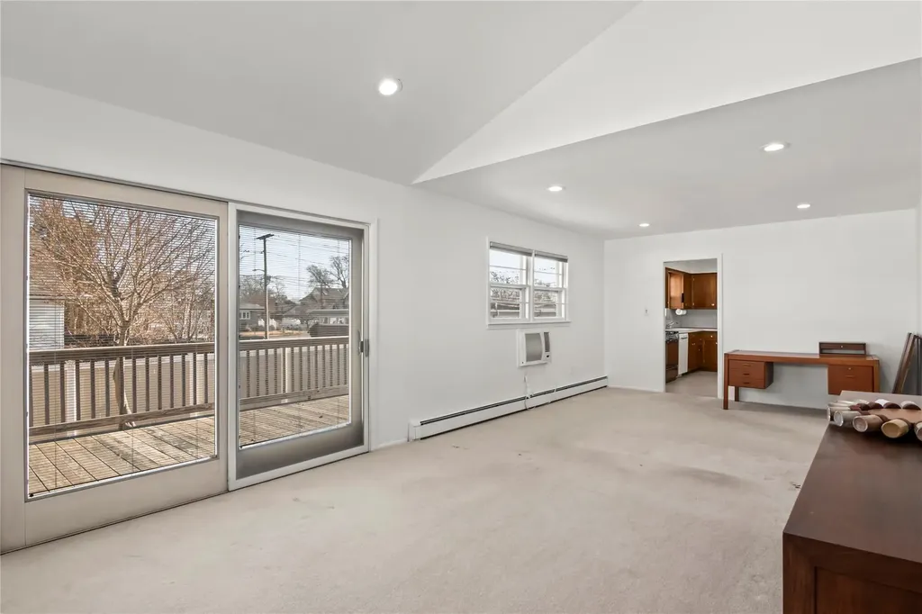 603 Long Place Babylon NY 11702