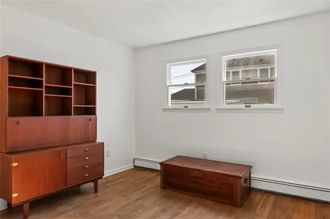 603 Long Place Babylon NY 11702