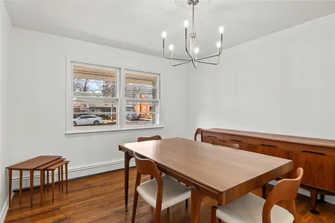 603 Long Place Babylon NY 11702
