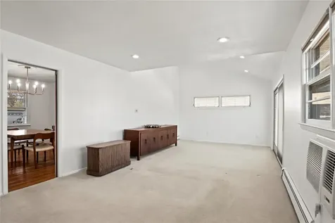 603 Long Place Babylon NY 11702
