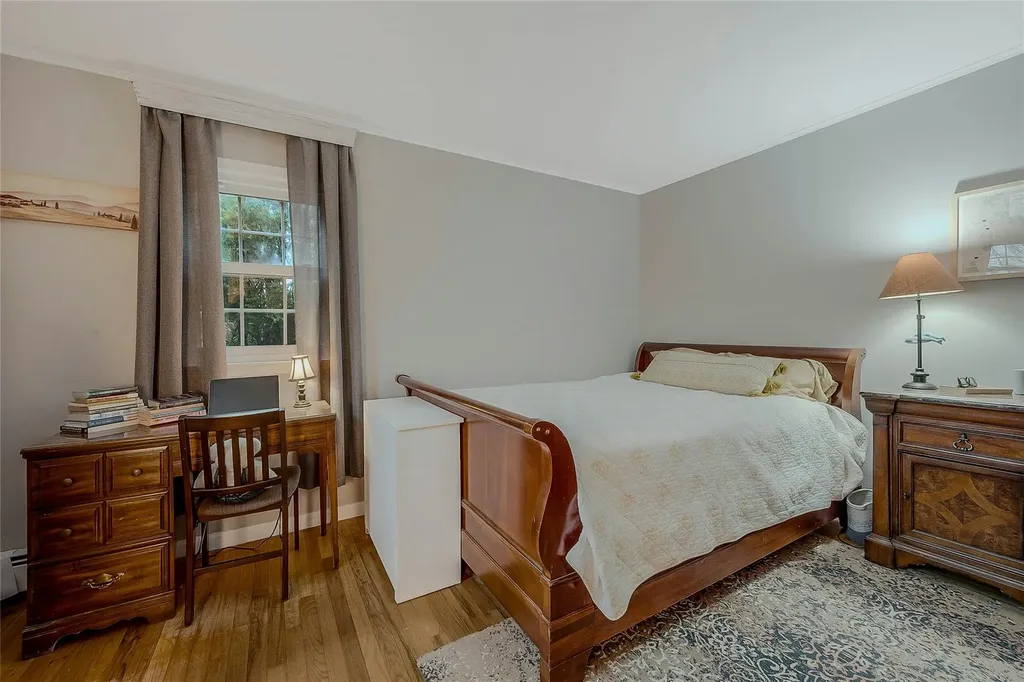 4 Crescent Drive Huntington NY 11743