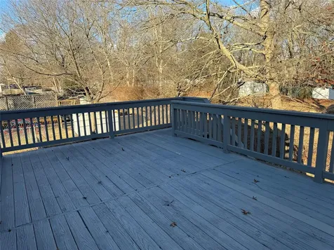 95 Flower Hill Drive Shirley NY 11967