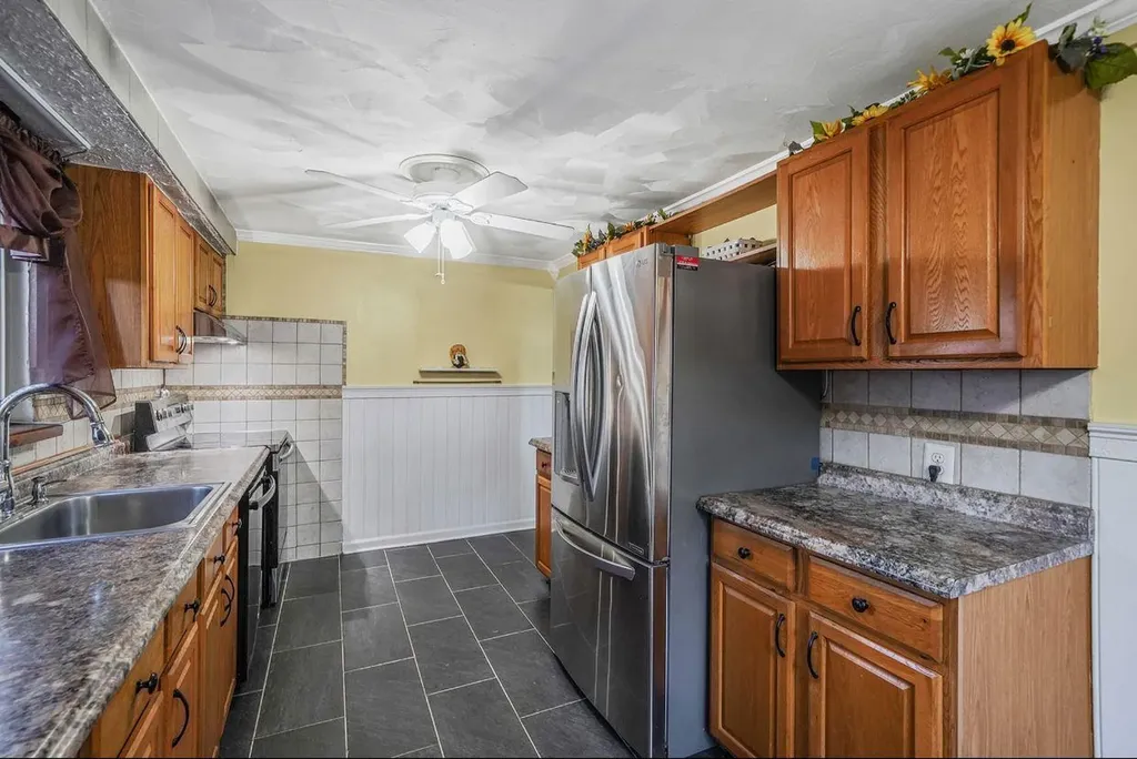 31 Monterey Lane Centereach NY 11720