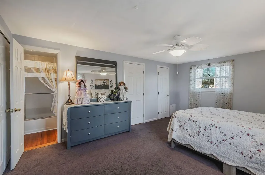 31 Monterey Lane Centereach NY 11720