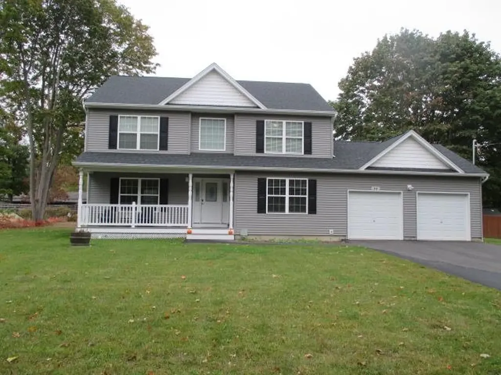210 Donegan Avenue Brookhaven NY 11772