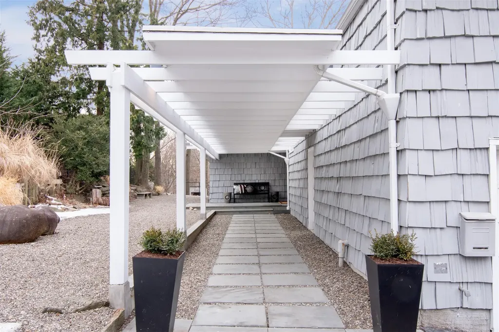 210 Clinton Avenue Dobbs Ferry NY 10522