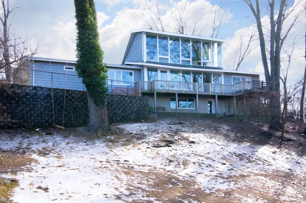 210 Clinton Avenue Dobbs Ferry NY 10522