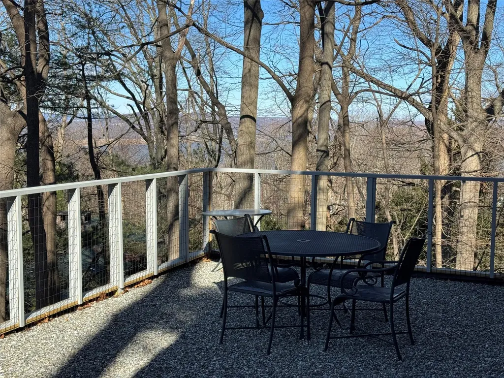 210 Clinton Avenue Dobbs Ferry NY 10522