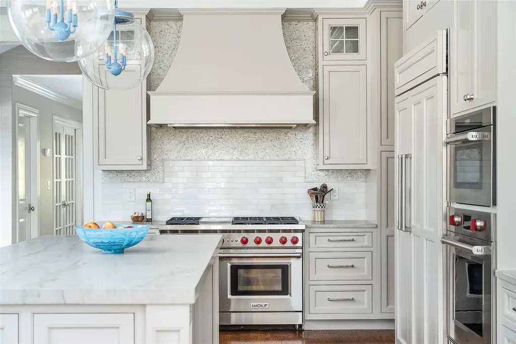 6 Seymour Place E Armonk NY 10504