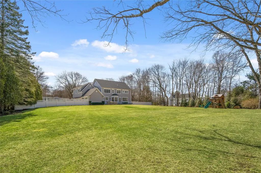 6 Seymour Place E Armonk NY 10504