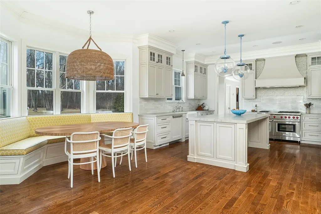 6 Seymour Place E Armonk NY 10504