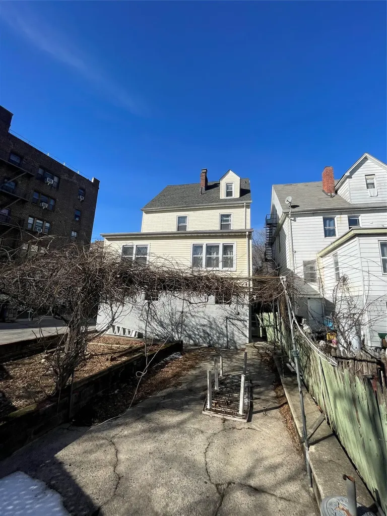 114 Elm Avenue Mount Vernon NY 10550