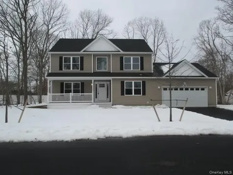 214 Donegan Avenue East Patchogue NY 11772