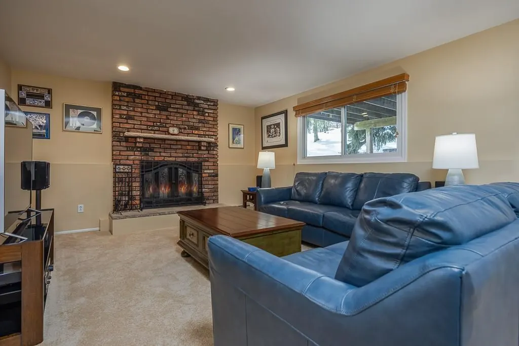 13 Stonecrest Drive Thiells NY 10984