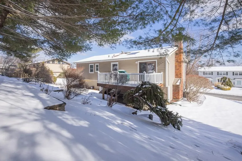 13 Stonecrest Drive Thiells NY 10984