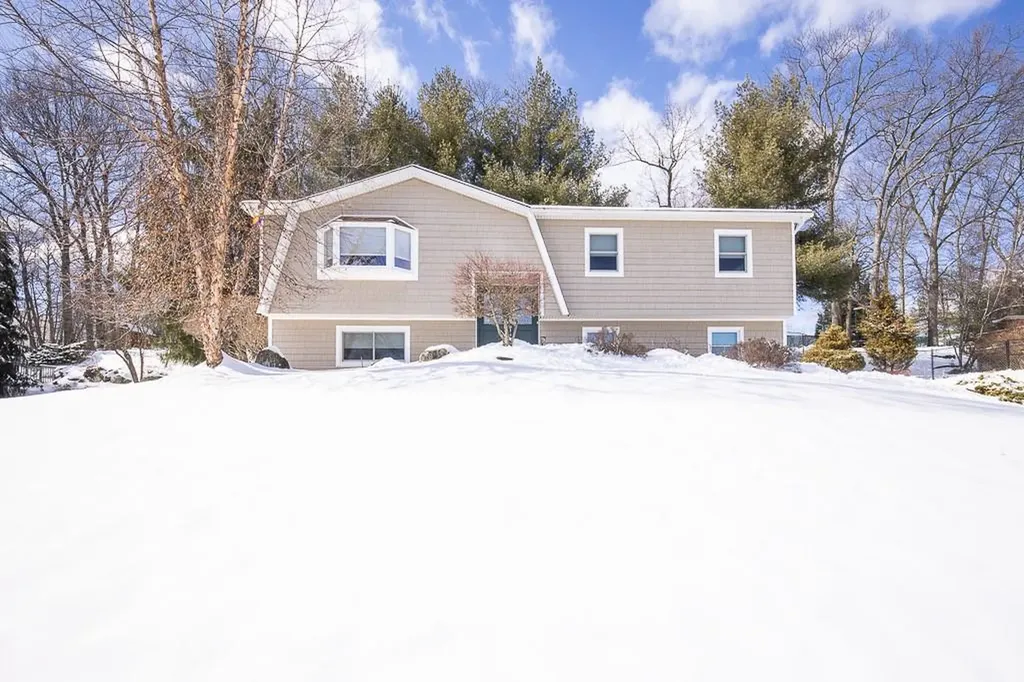 13 Stonecrest Drive Thiells NY 10984
