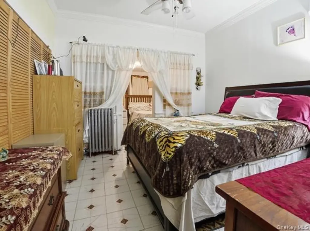 2448 Devoe Terrace Bronx NY 10468