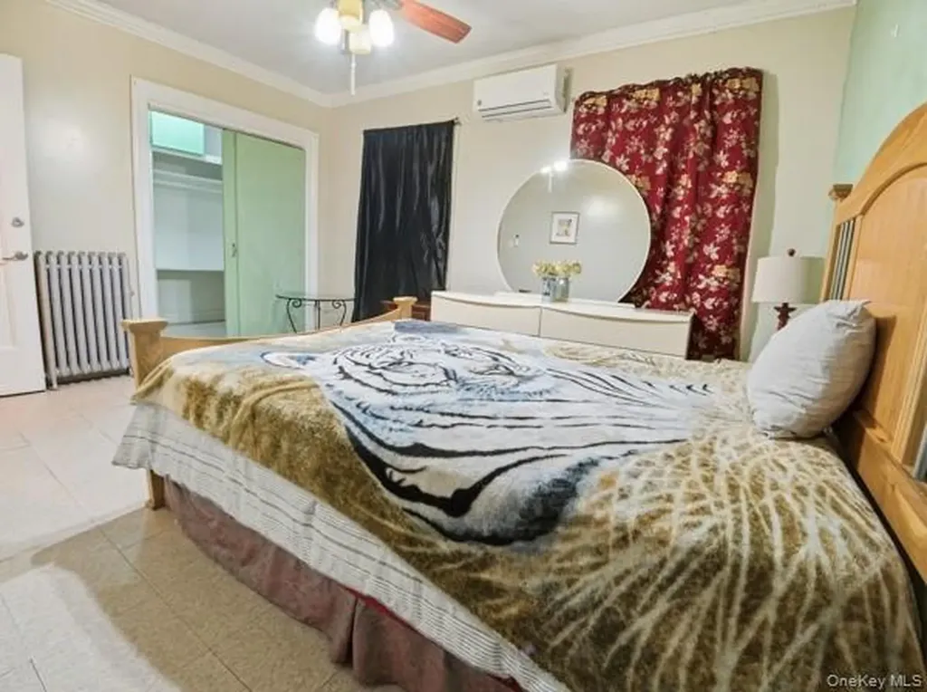 2448 Devoe Terrace Bronx NY 10468