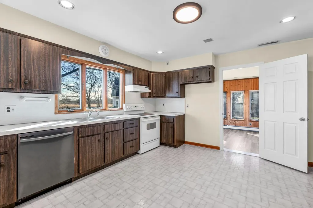 260 Carman Street Patchogue NY 11772