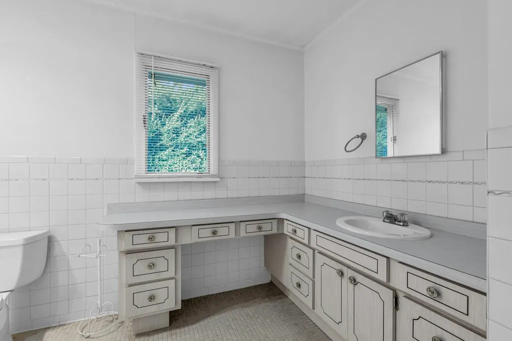 260 Carman Street Patchogue NY 11772