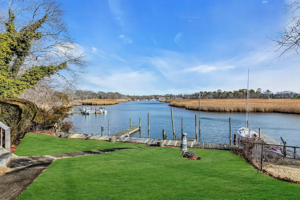260 Carman Street Patchogue NY 11772