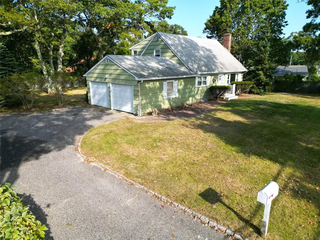 121 Aspatuck Road Westhampton Beach NY 11978