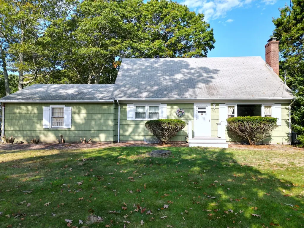 121 Aspatuck Road Westhampton Beach NY 11978