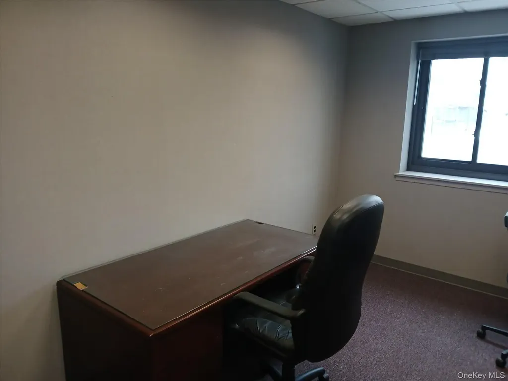 242 Drexel Avenue Westbury NY 11590