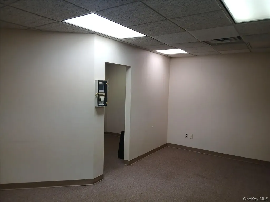 242 Drexel Avenue Westbury NY 11590