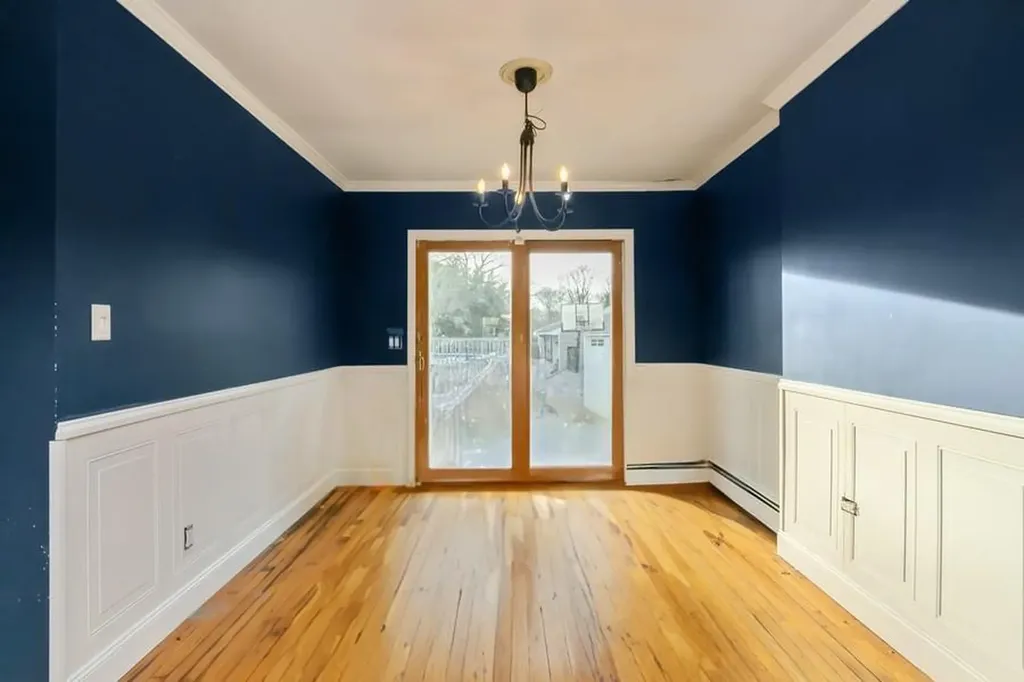1114 Hyman Avenue Bay Shore NY 11706