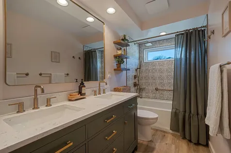 14 George Avenue Shoreham NY 11786