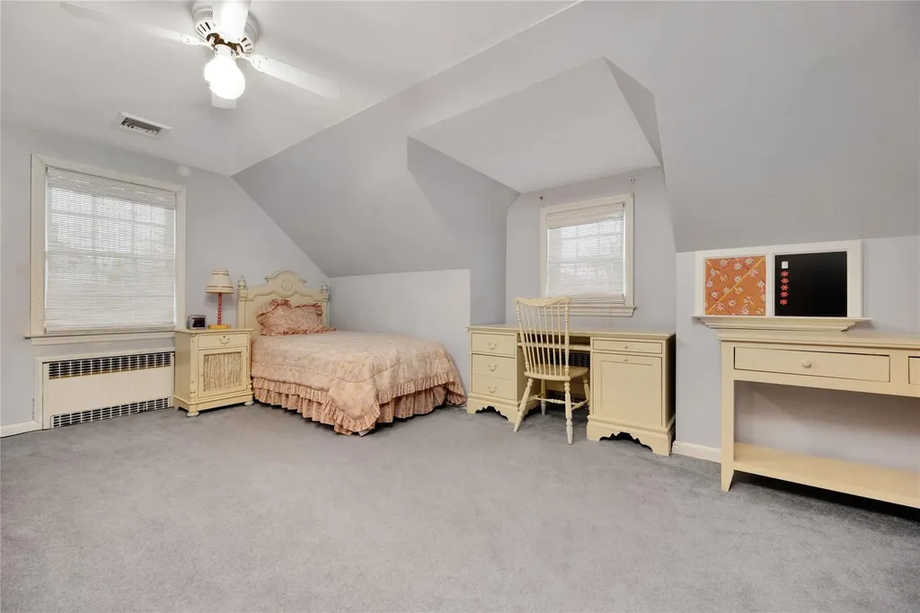 2628 Hendrickson Avenue Oceanside NY 11572