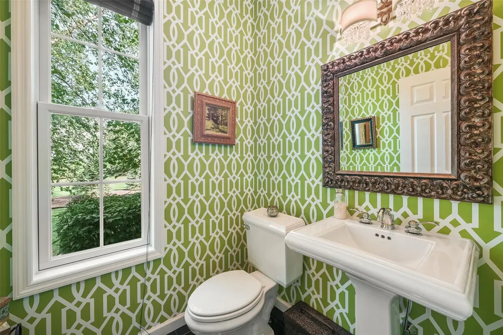 19 Mansion Ridge Boulevard Monroe NY 10950