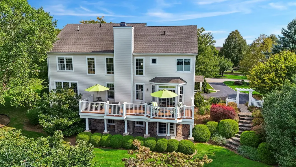 19 Mansion Ridge Boulevard Monroe NY 10950