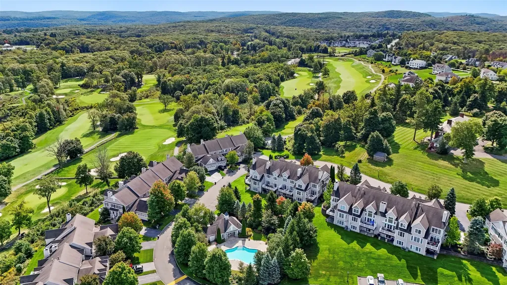 19 Mansion Ridge Boulevard Monroe NY 10950