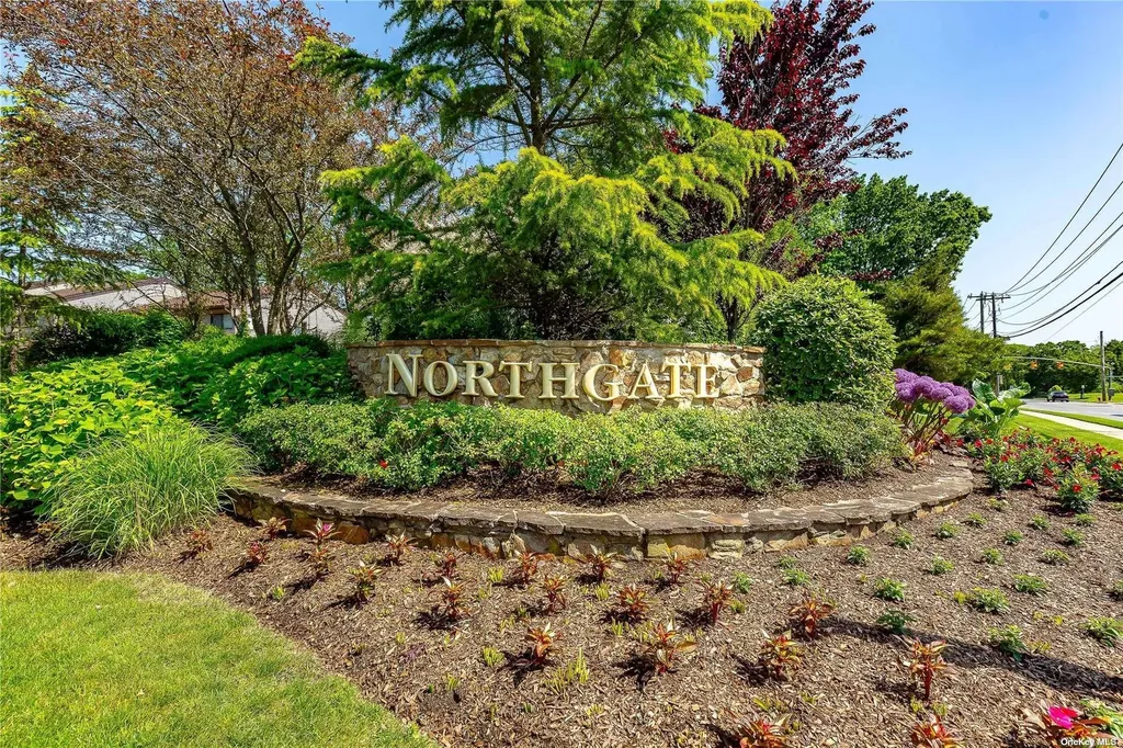 34 Northgate Crescent Melville NY 11747