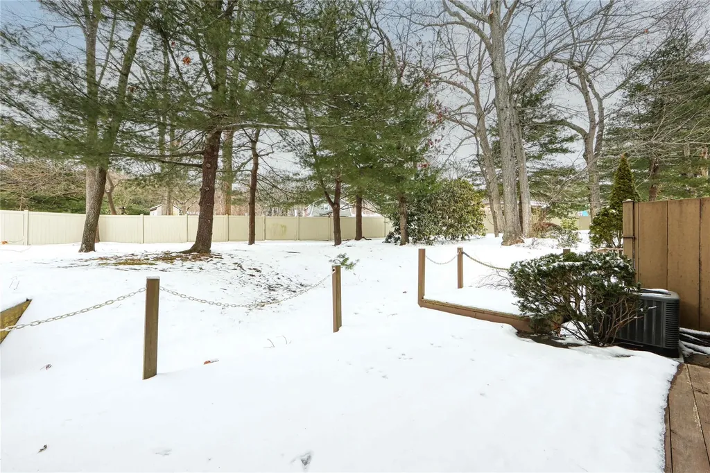 34 Northgate Crescent Melville NY 11747