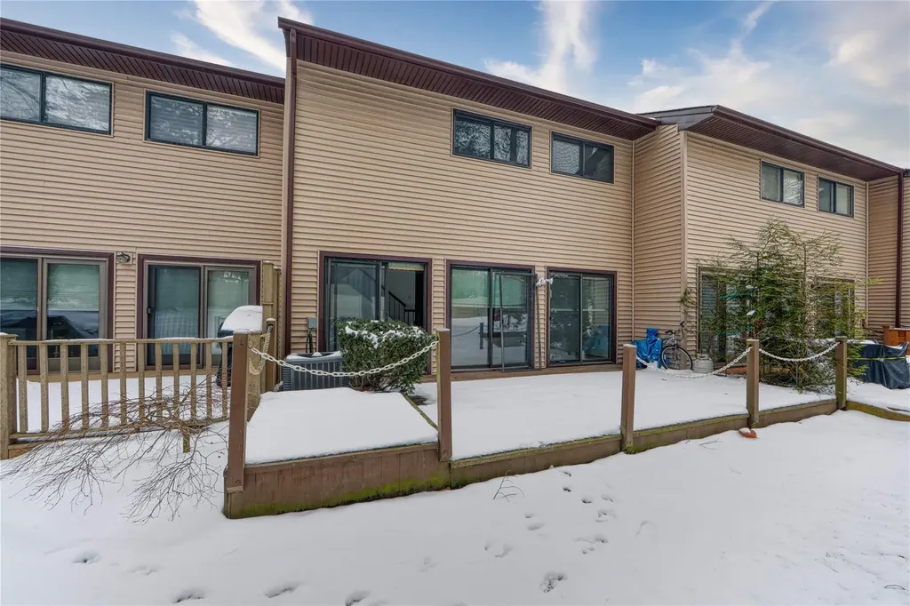 34 Northgate Crescent Melville NY 11747