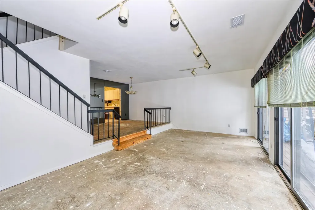 34 Northgate Crescent Melville NY 11747