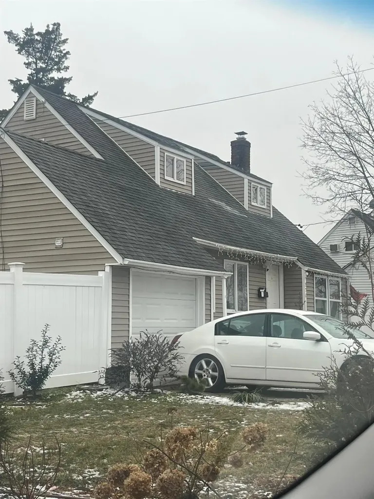 370 Clift Street Central Islip NY 11722